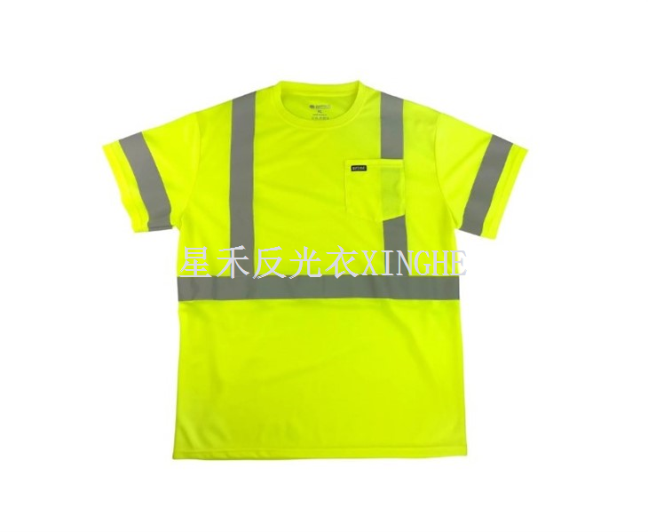 เสื้อยืดกระเป๋าสะท้อนแสงเพื่อความปลอดภัย Hi Vis สำหรับใส่ทำงานกลางแจ้ง